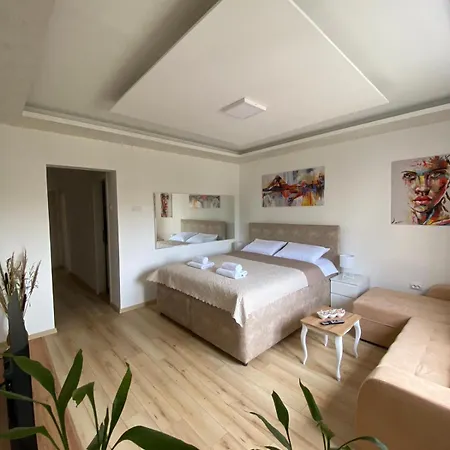 Comfort Lepa Kata פודגוריצה