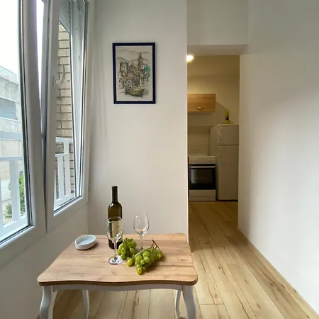 Comfort Lepa Kata ポドゴリツァ