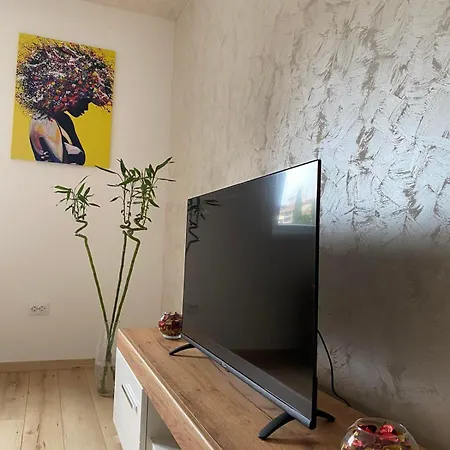 Apartment Comfort Lepa Kata